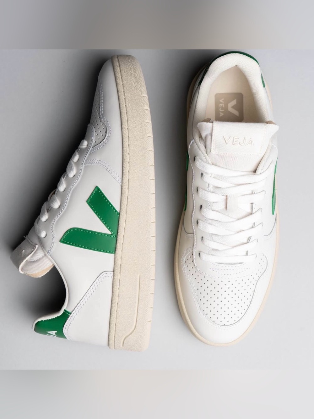 VEJA V-10 Leather Sneakers